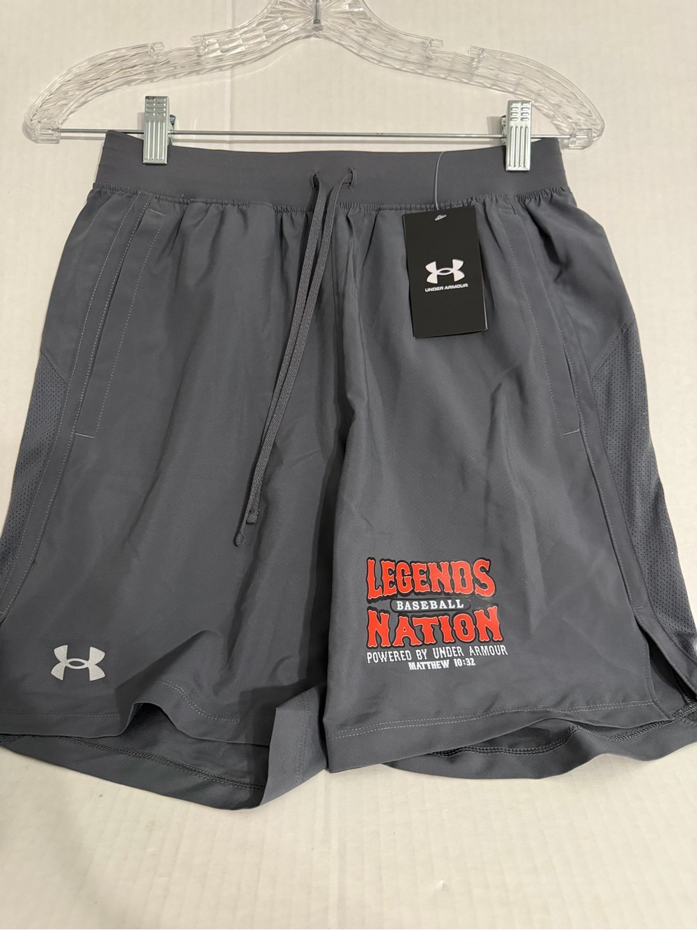 Under Armour Fitted Men’s Athletic Shorts Legends Nation Baseball
